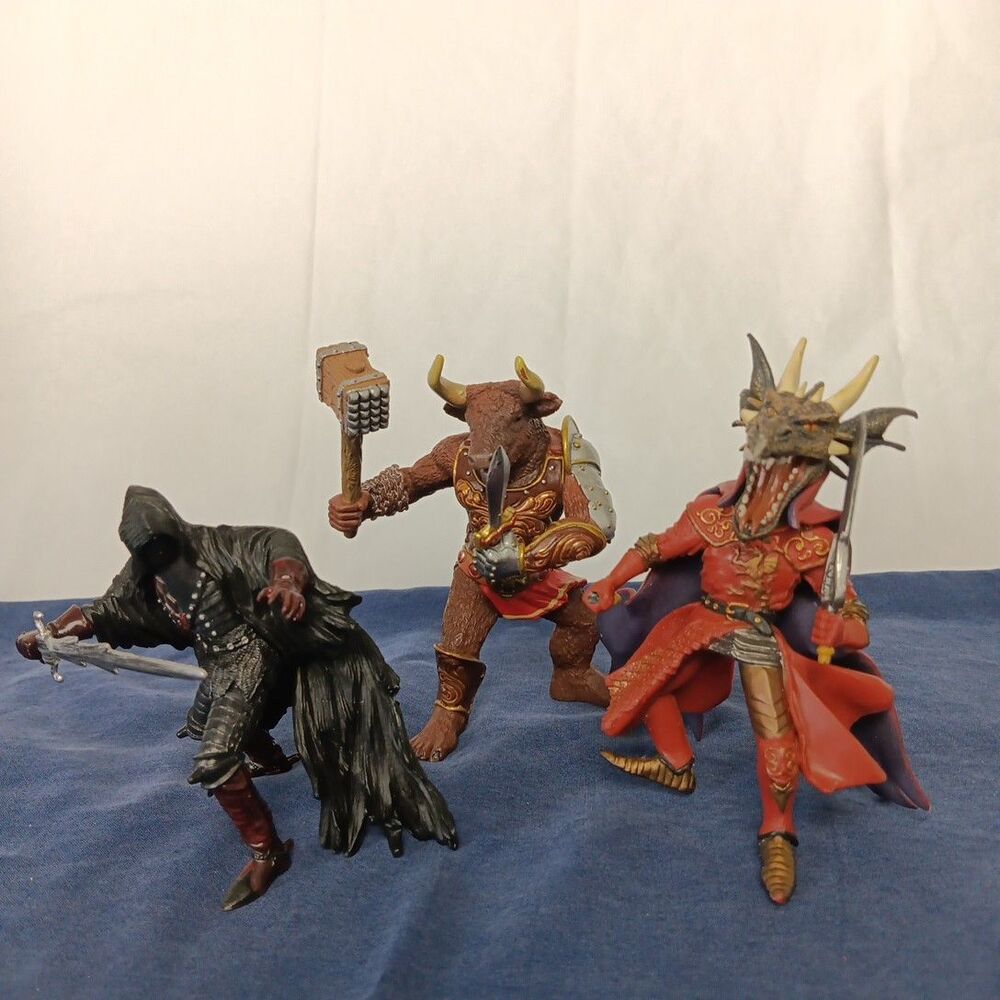 Papo Faceless Horseman Minotaur and Dragon Head Warrior Action Figure Lot PVC